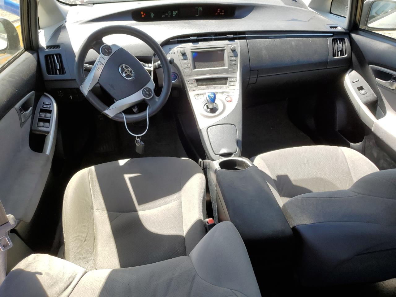 Toyota Prius Image 8