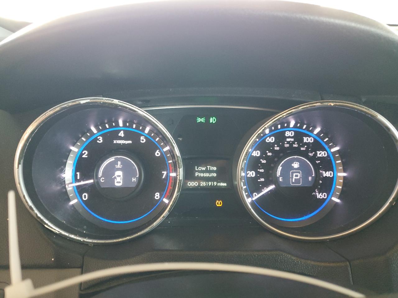 Hyundai SONATA Se Image 9