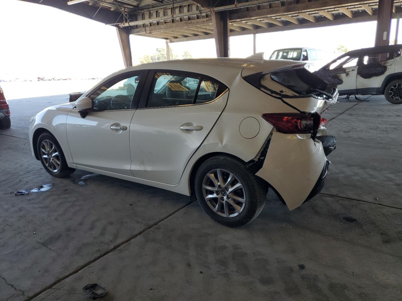 Mazda 3 Grand Touring Image 7