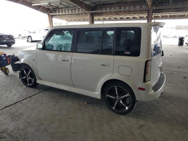 Toyota Scion Xb Image 5