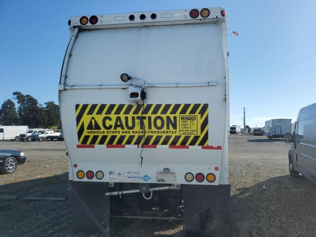 Peterbilt Tractor 320 Image 10