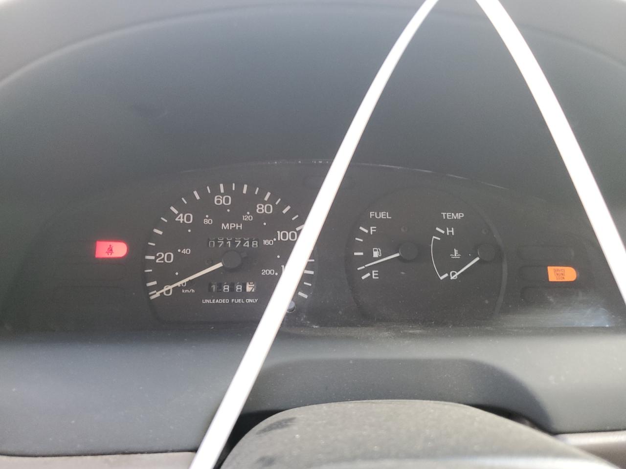 Nissan Sentra E Image 9