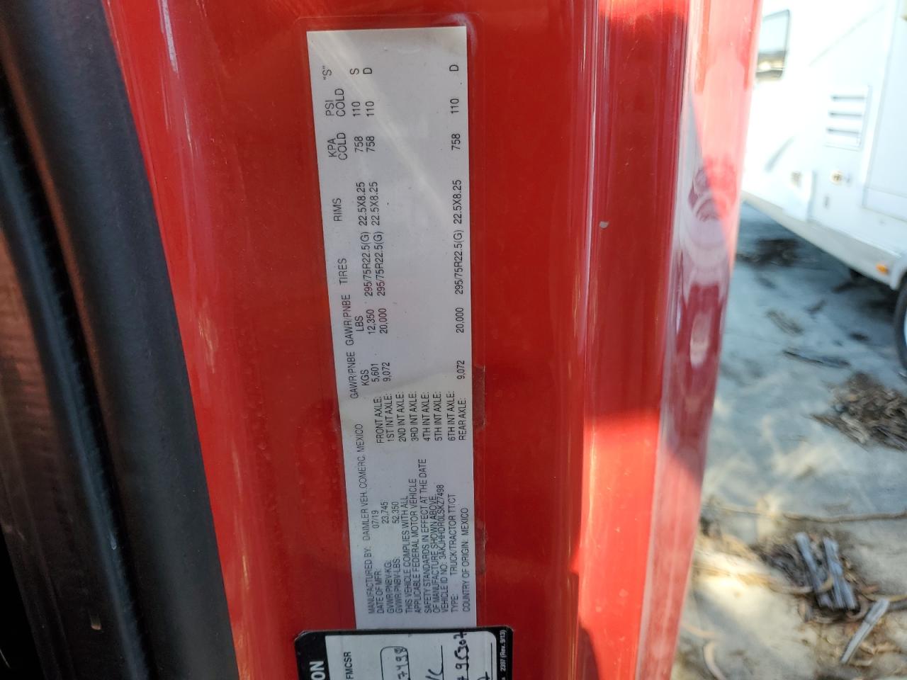 Freightliner Cascadia 1 Image 7