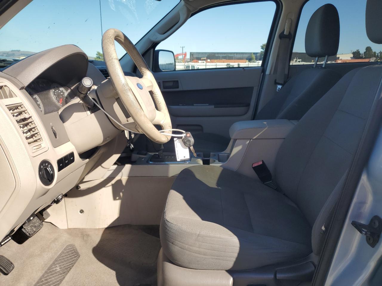 Ford Escape Hybrid Image 7