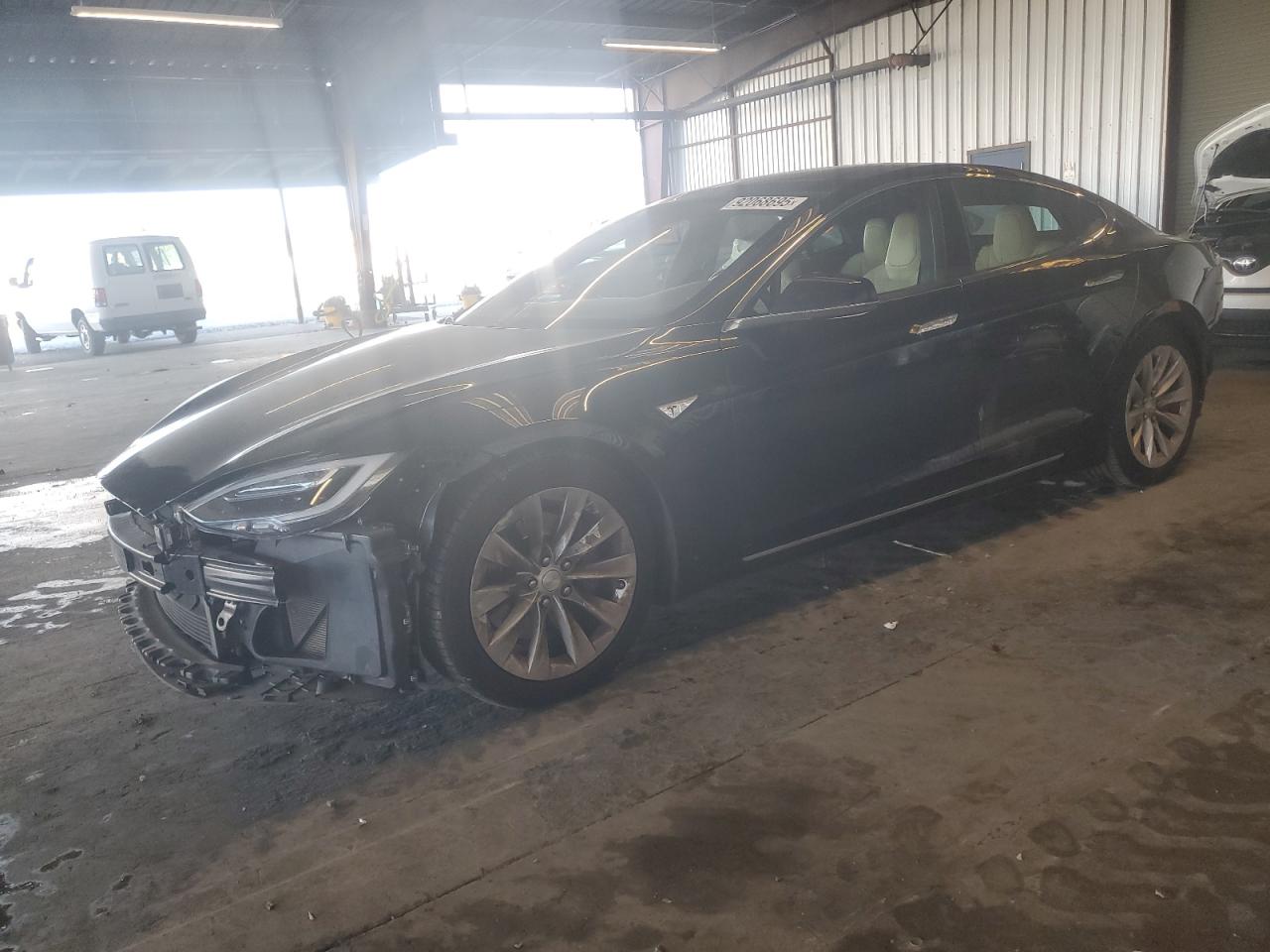 Tesla Model S Image 1
