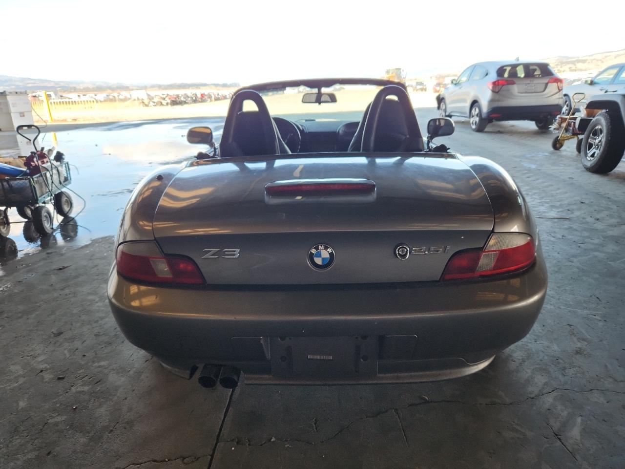 BMW Z Series 2.5 Image 3
