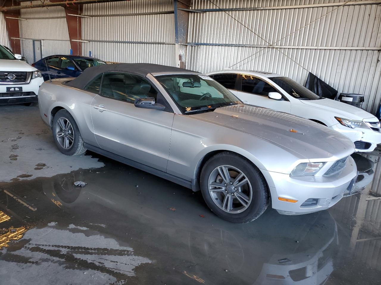 Ford Mustang Image 3