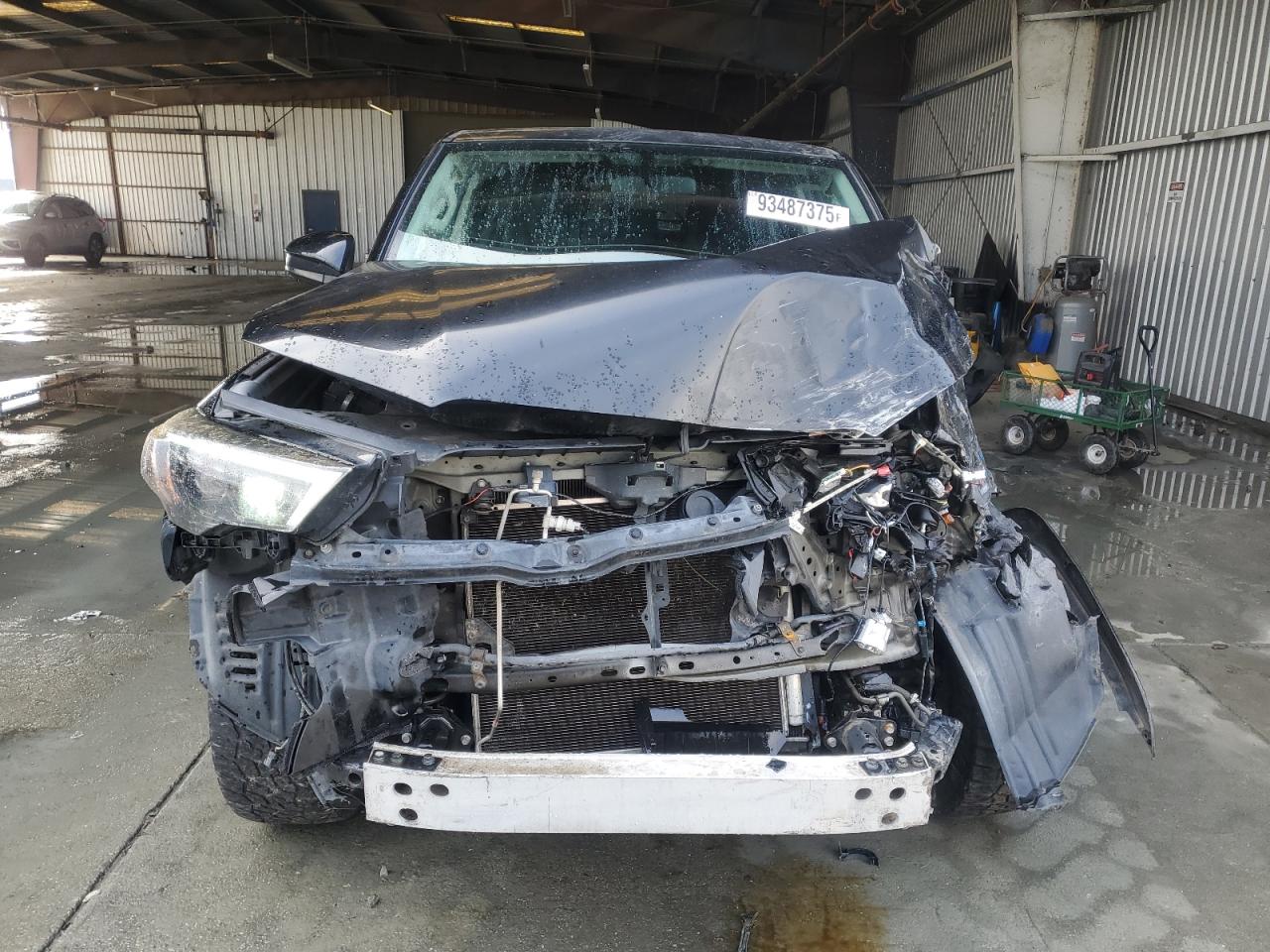 Toyota 4Runner Sr5 Image 2