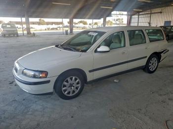  Salvage Volvo V70
