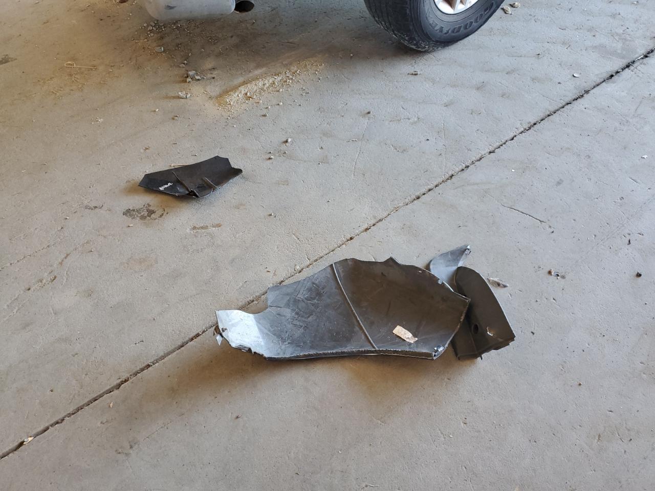 Nissan Frontier S Image 7