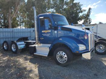  Salvage Kenworth T880