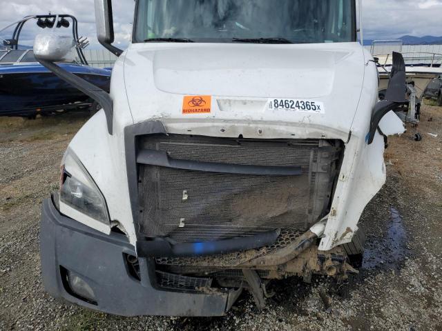 Freightliner Cascadia 1 Image 8