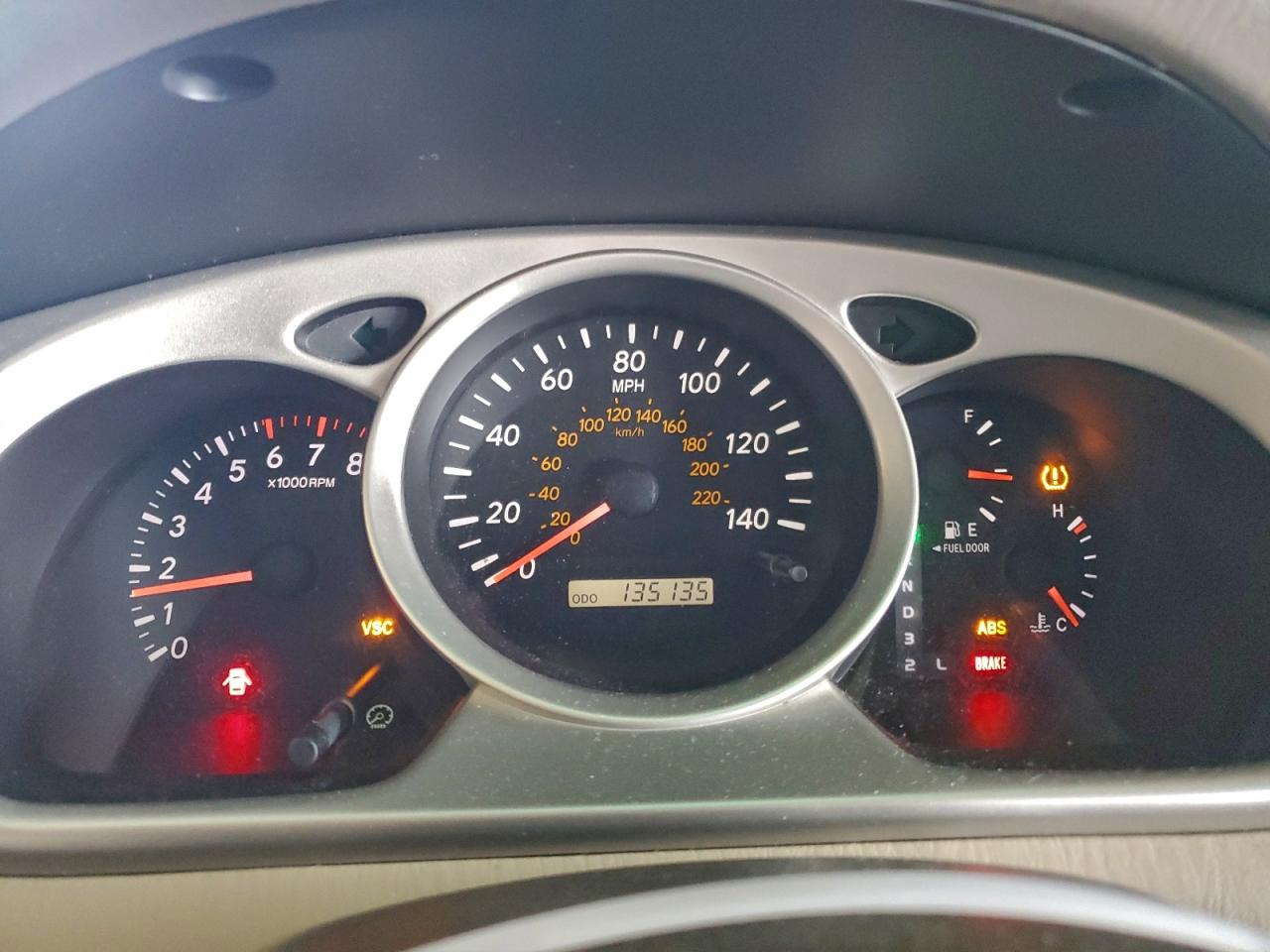 Toyota Highlander Sport Image 8