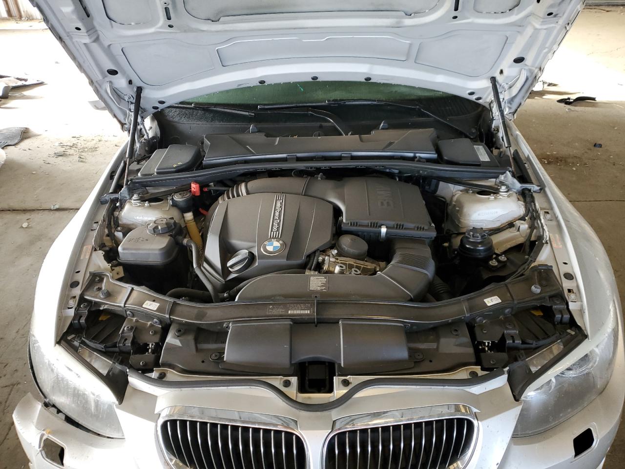 BMW 3 Series I Image 8