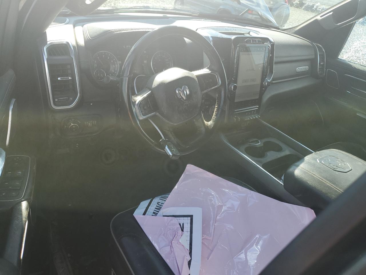 Ram 1500 Laramie Image 11