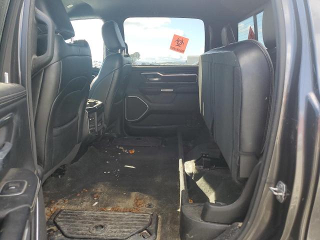 Ram 1500 Laramie Image 4