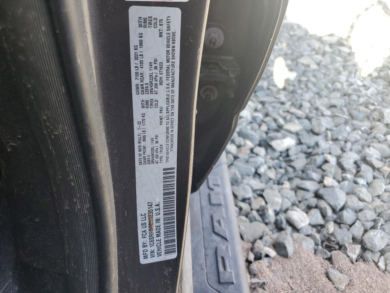 Ram 1500 Laramie Image 12