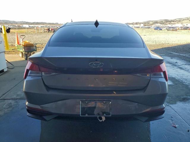 Hyundai ELANTRA Sel Image 10