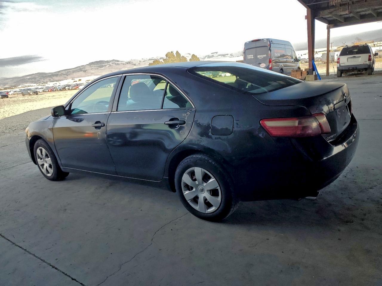 Toyota Camry Se Image 10