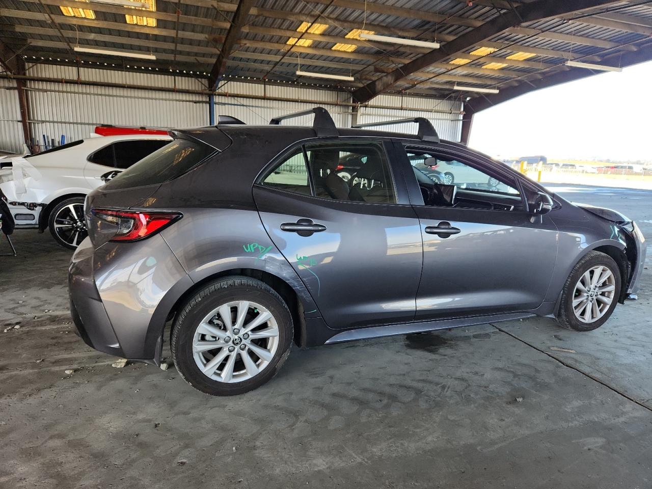 Toyota Corolla Se Image 10