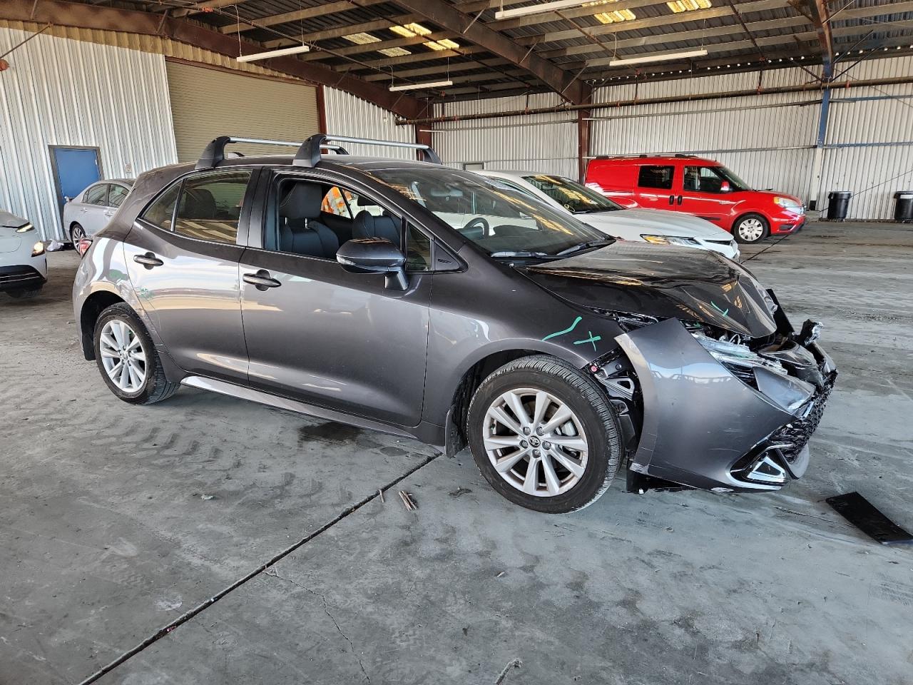 Toyota Corolla Se Image 8