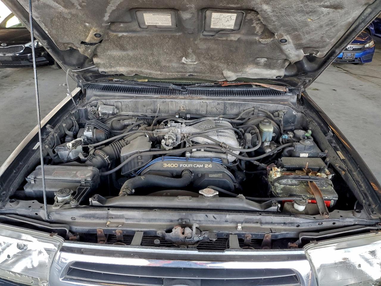 Toyota 4Runner Sr5 Image 12