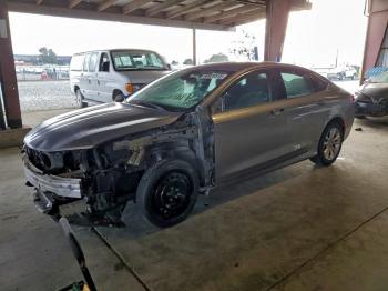 Salvage Chrysler 200