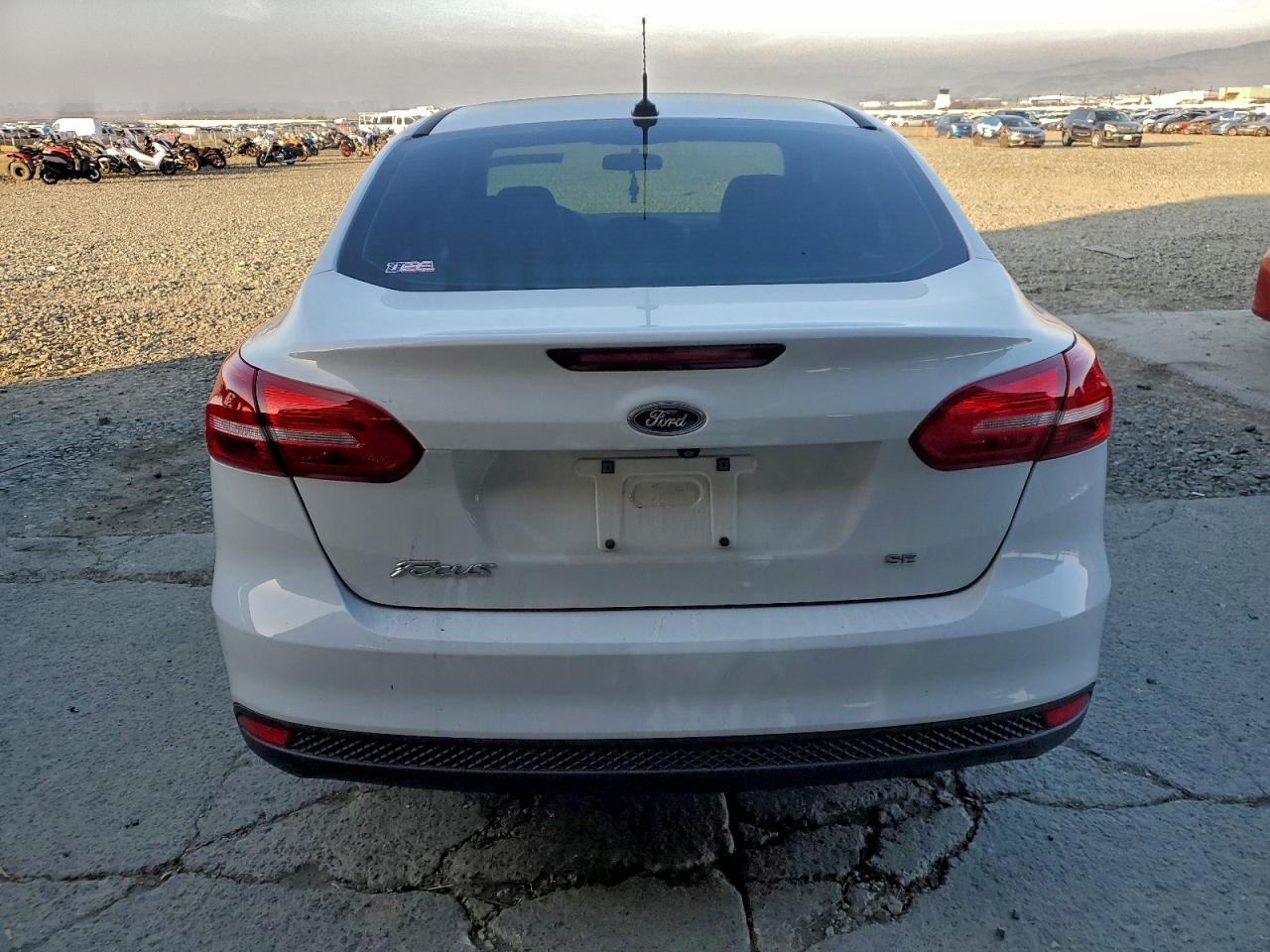 Ford Focus Se Image 2