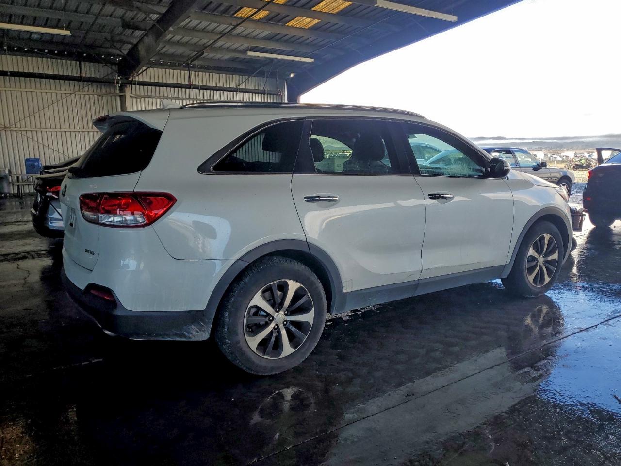 Kia Sorento Ex Image 12