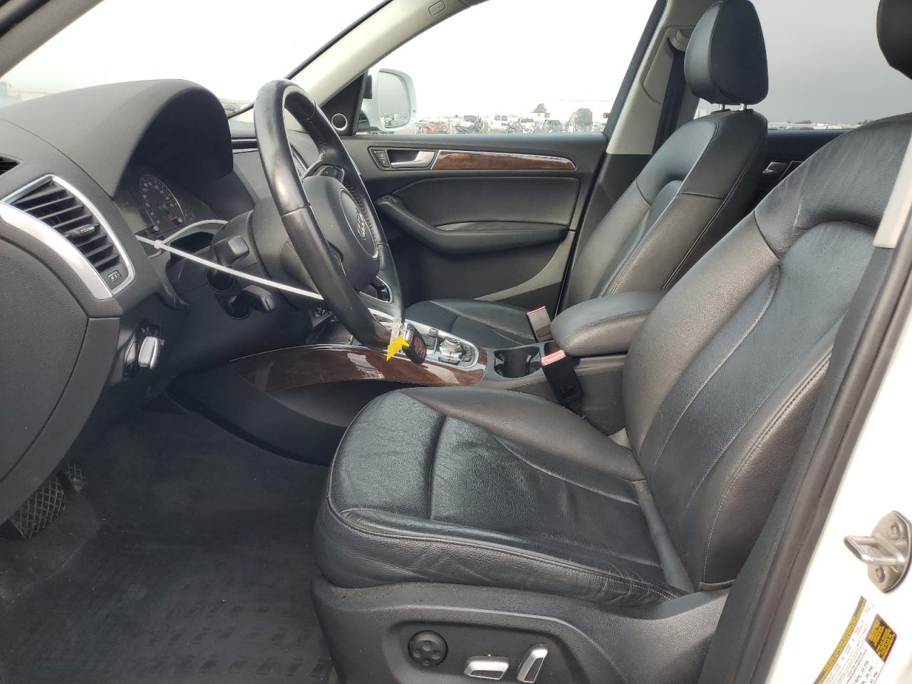 Audi Q5 Premium Plus S-line Image 14