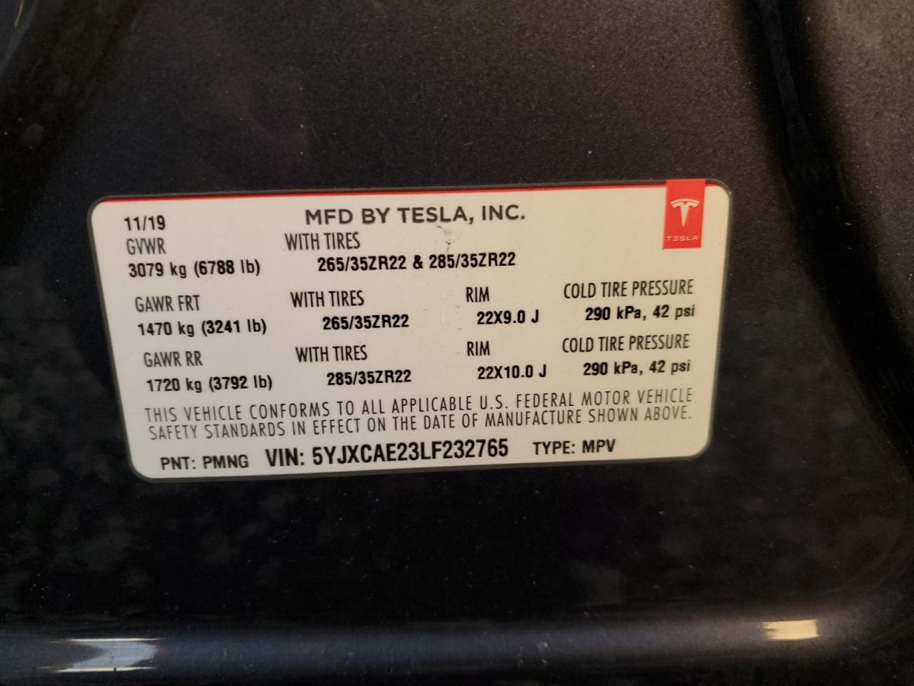 Tesla Model X Image 11