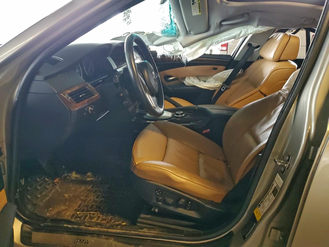 BMW 5 Series Xi Image 2