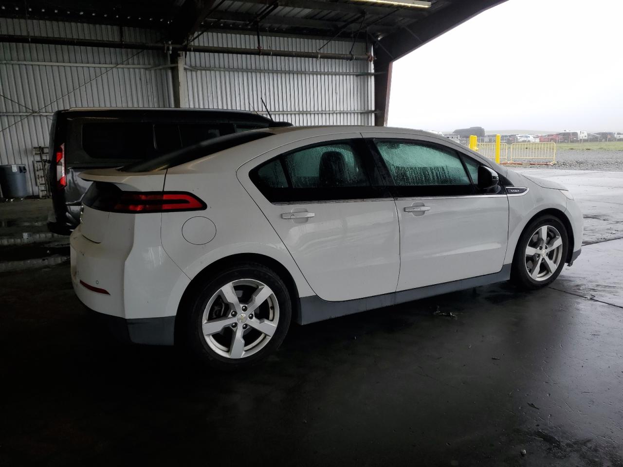 Chevrolet Volt Image 3