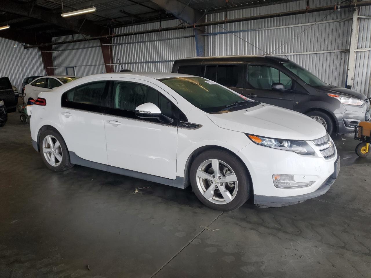 Chevrolet Volt Image 2