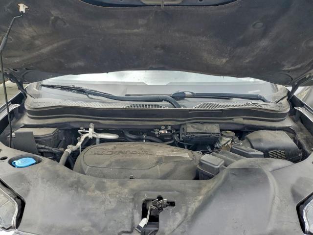 Honda Pilot Touring Image 8