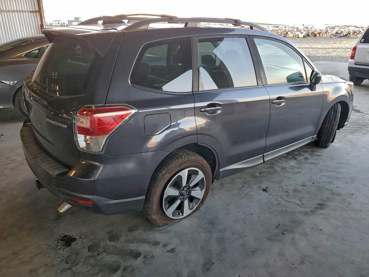 Subaru Forester 2.5i Premium Image 9