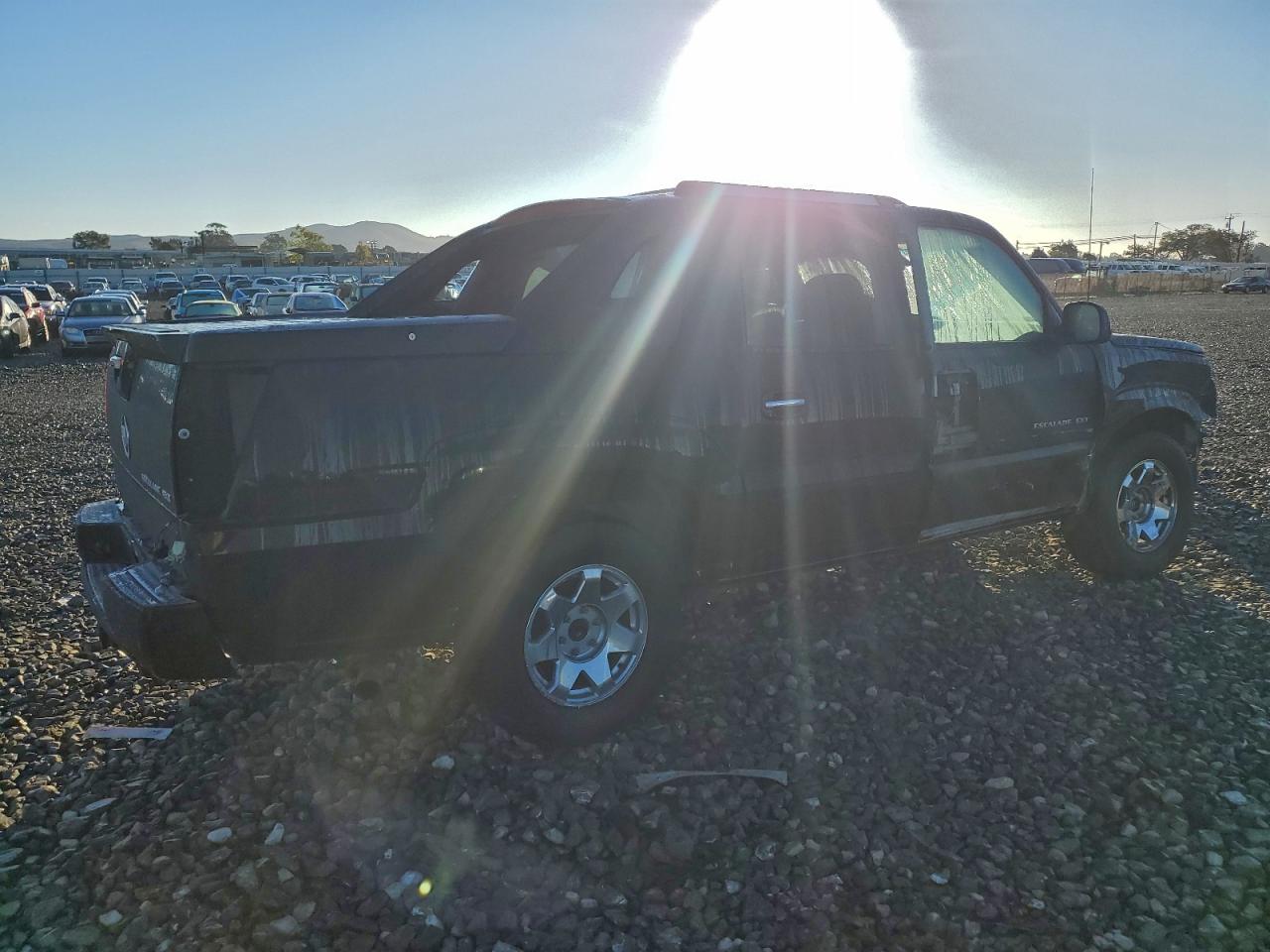 Cadillac Escalade Ext Image 4