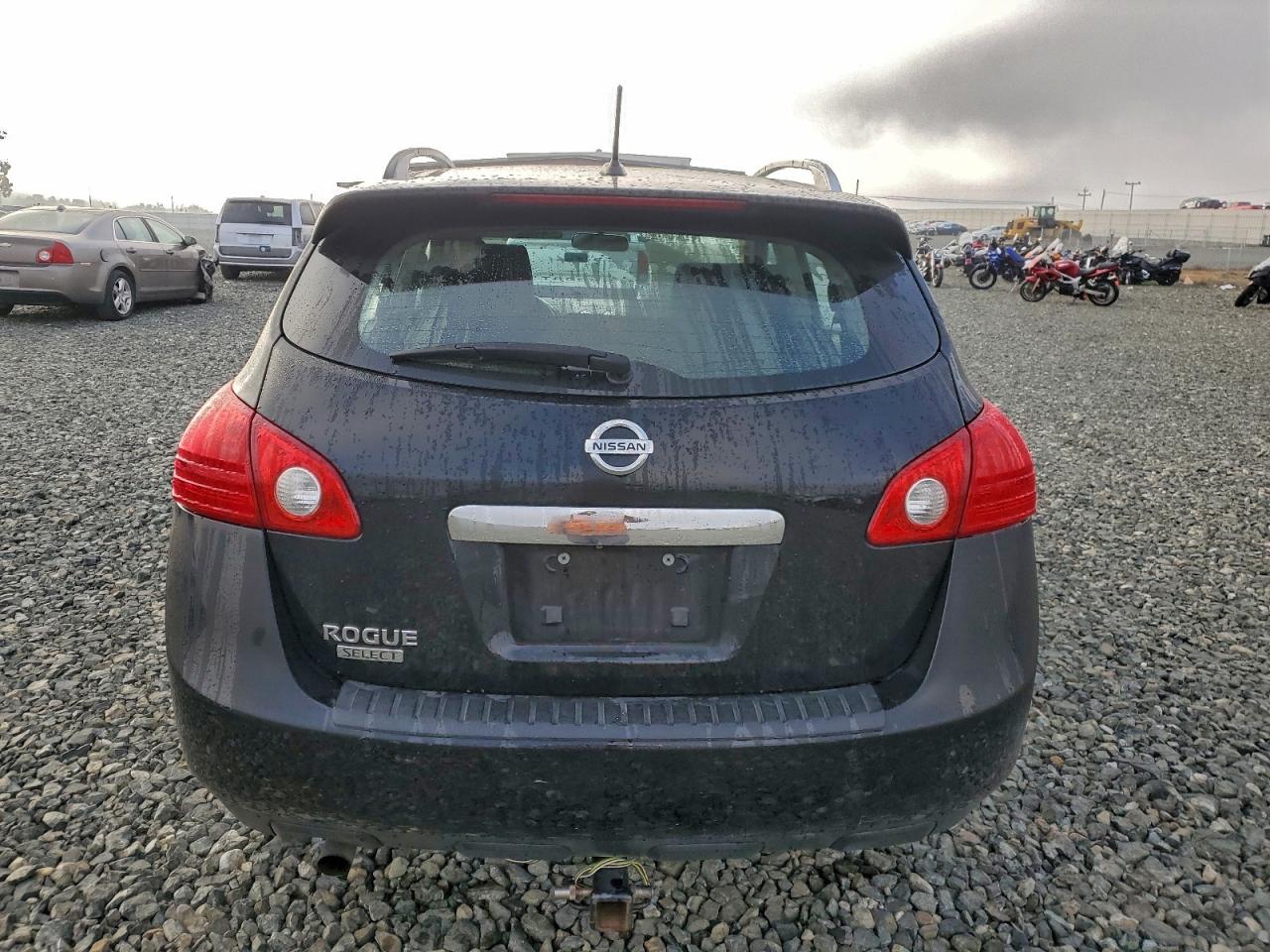 Nissan Rogue S Image 9