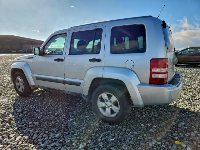 Jeep Liberty Sport Image 11