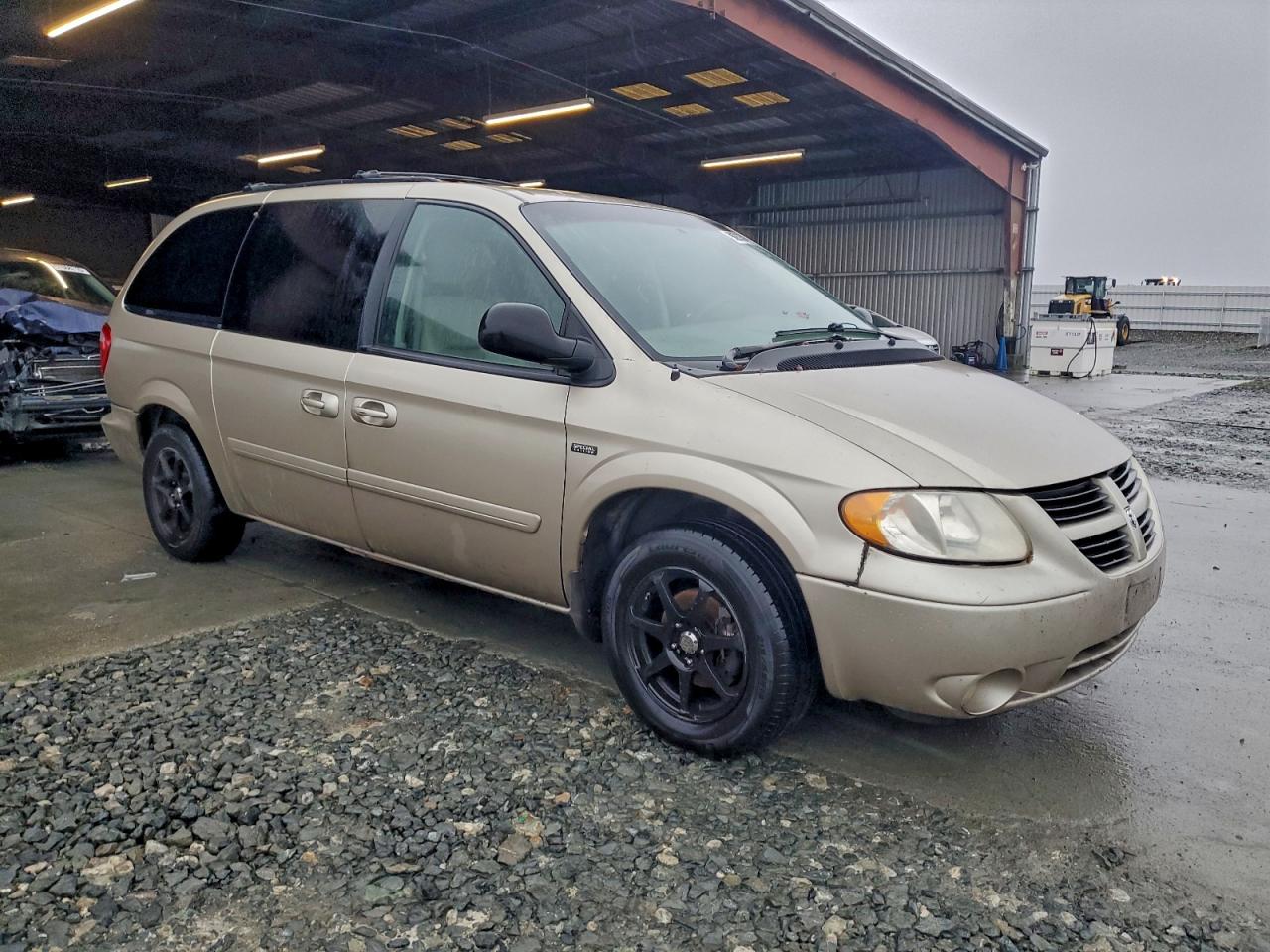 Dodge Caravan Sxt Image 7