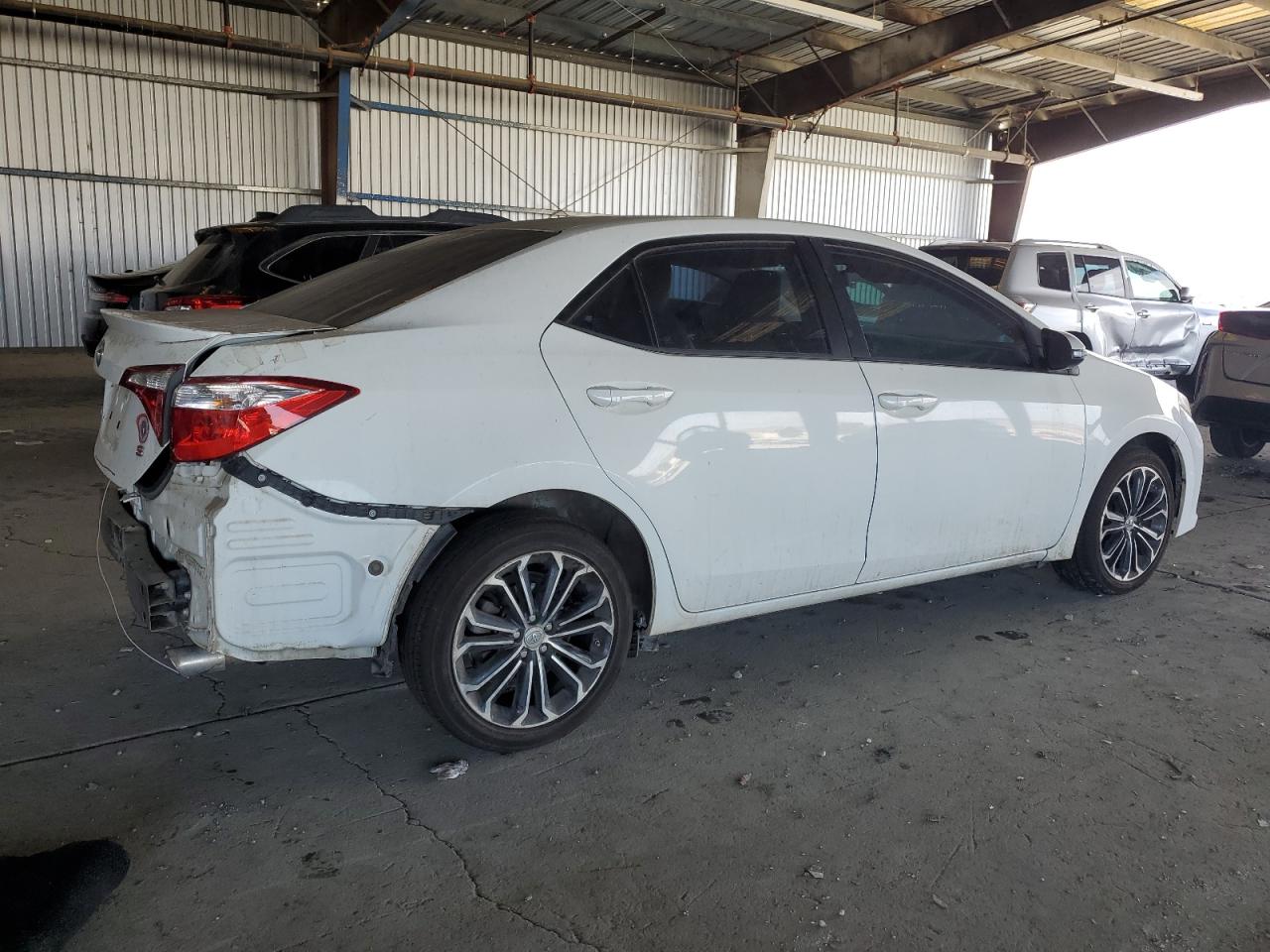 Toyota Corolla L Image 6