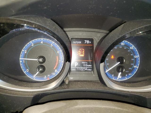 Toyota Corolla L Image 11