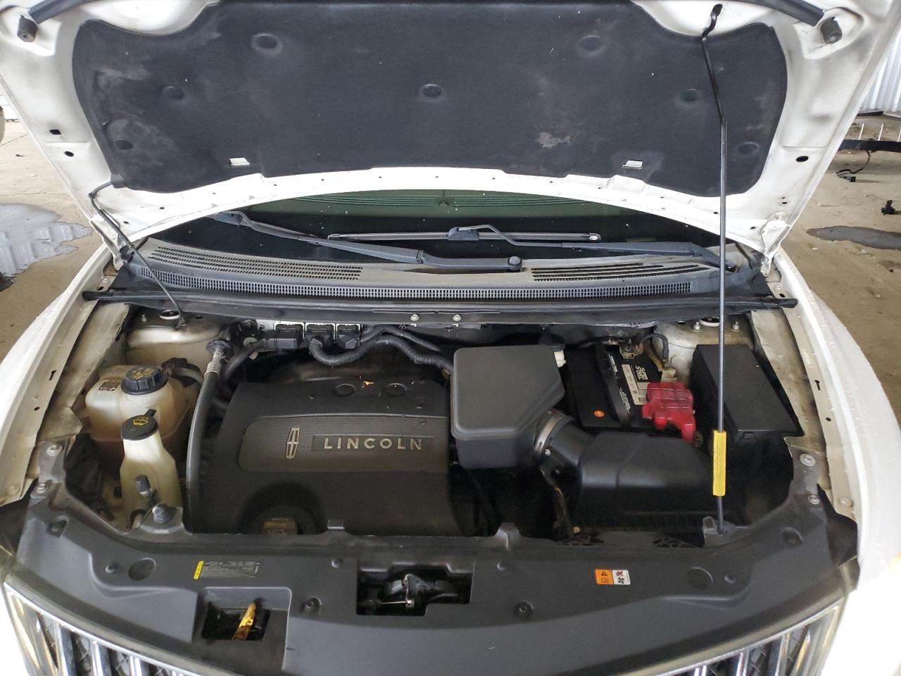 Lincoln MKX Image 10