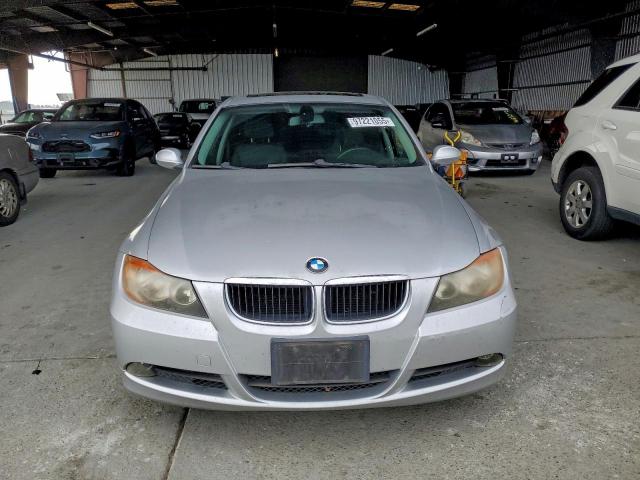 BMW 3 Series I Image 12