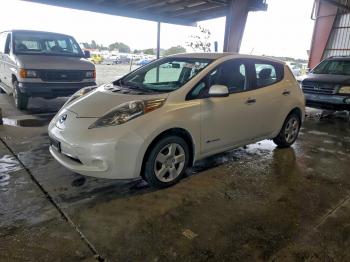  Salvage Nissan LEAF
