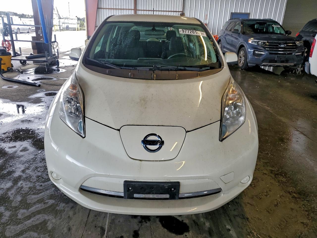 Nissan LEAF S Image 8