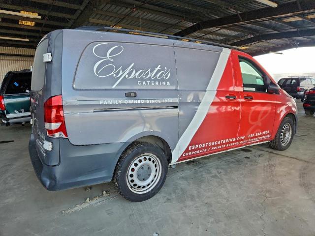 Mercedes-Benz Metris Image 4