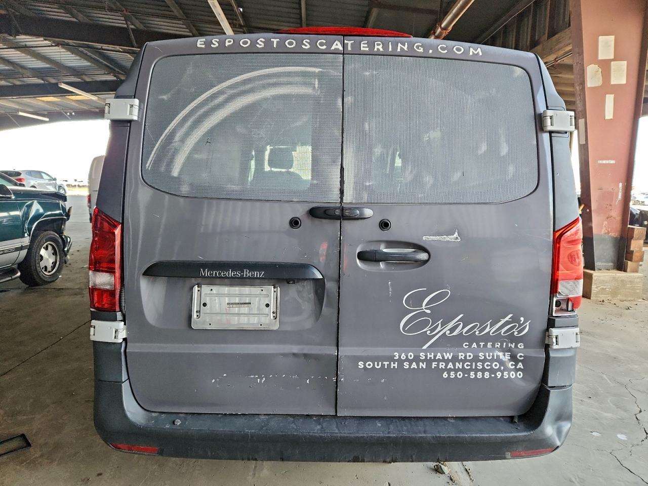 Mercedes-Benz Metris Image 5