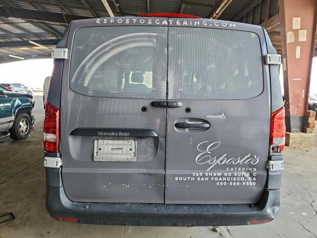 Mercedes-Benz Metris Image 5