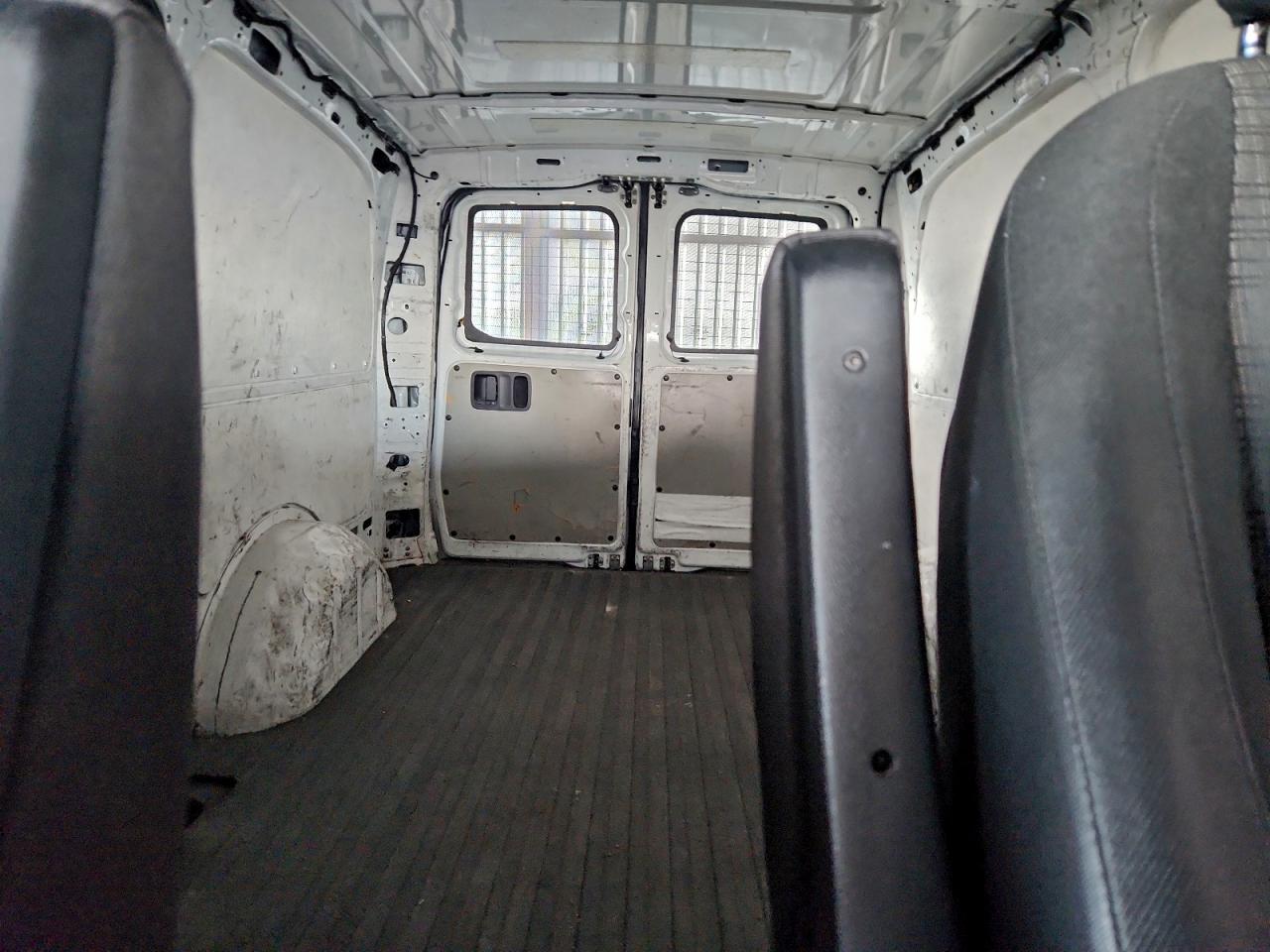 Mercedes-Benz Metris Image 7